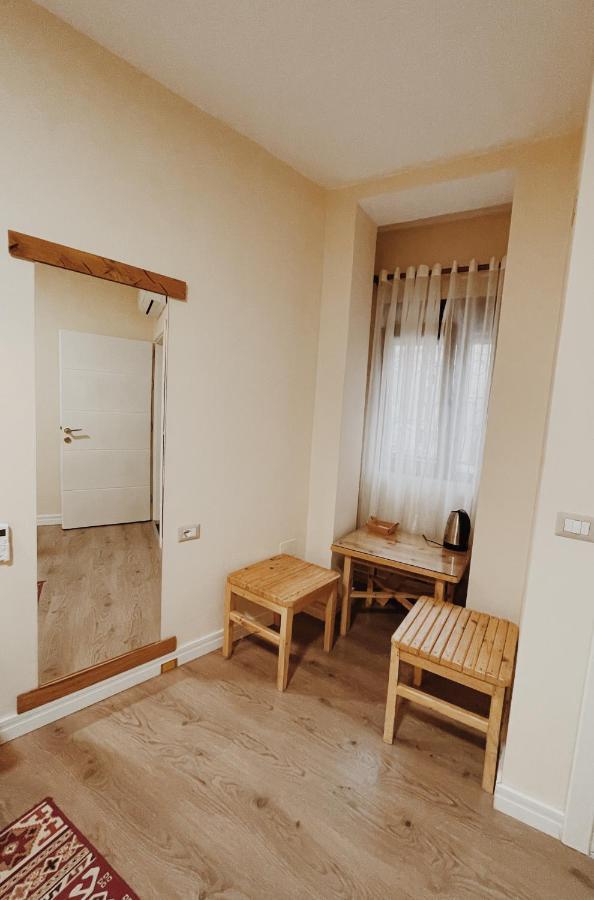 At Pikotiko'S - Korca City Rooms For Rent Екстер'єр фото